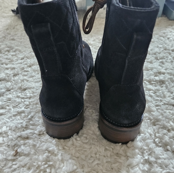 Seychelles Encounter Suede Boots - Picture 4 of 6